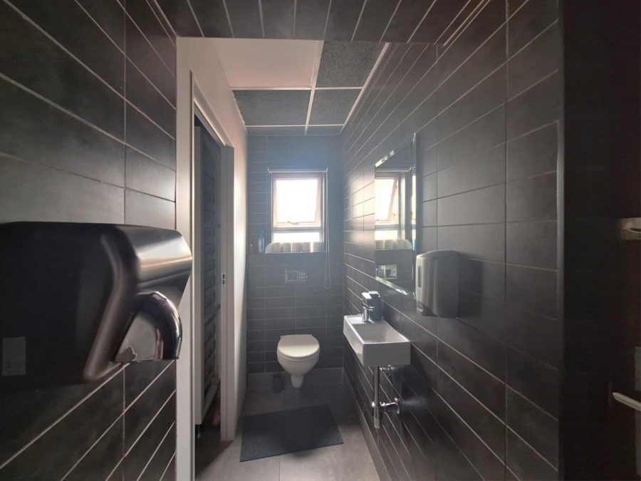 To Let commercial Property for Rent in Melodie North West